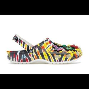 Crocs Chinatown Market x Grateful Dead